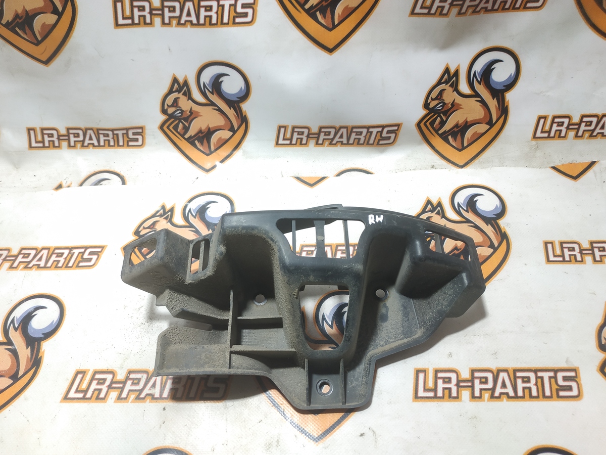 LR013858 Кронштейн крепления бампера заднего правый угловой Range Rover Sport L320 (2005-2013) Б/У